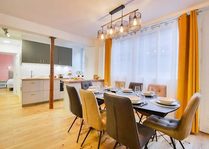 Luxueux Duplex 6 - 8pers - Full Equipped - Republique *
