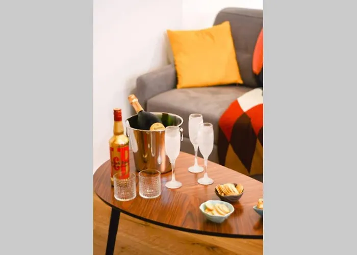 Luxueux Duplex 6 - 8pers - Full Equipped - Republique Lejlighed *