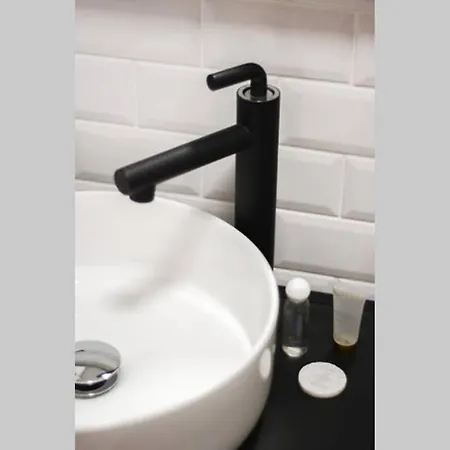 Canal St-martin/duplex 6/8pers/equipped/republique Apartment *